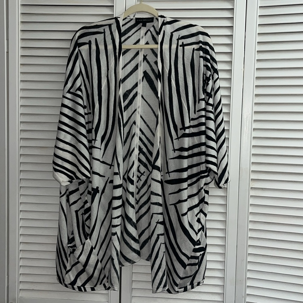 Lane Bryant open front cardigan 2 front pockets
